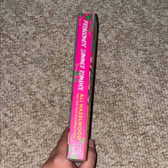 Problematic summer romance by Ali hazelwood - Picture 5 of 5